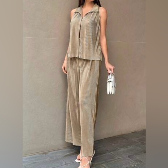 Other - Trendy metallic top and wide leg pants set